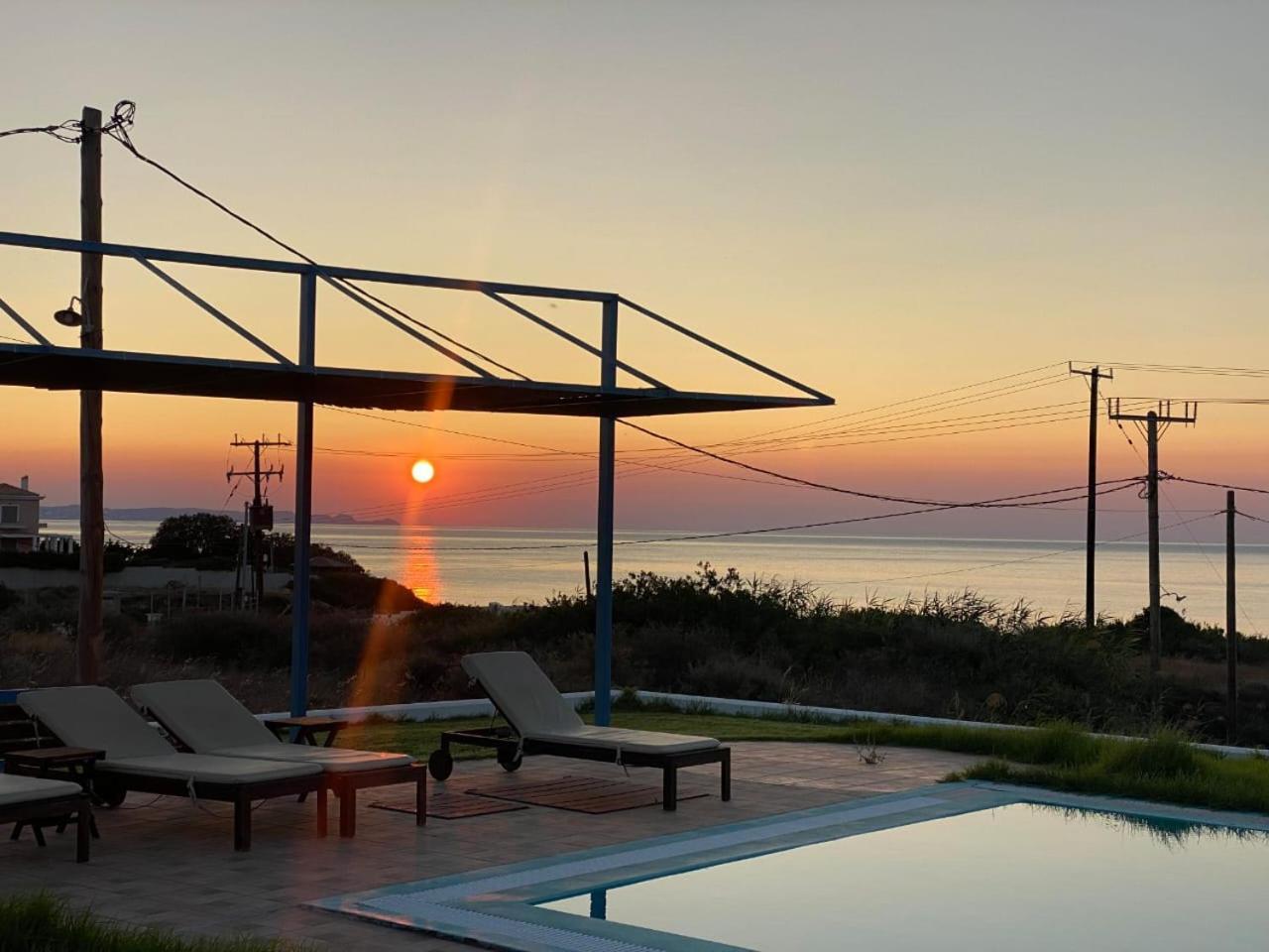 Cristelia Seafront & Pool Villa 拉卡尼亚 外观 照片