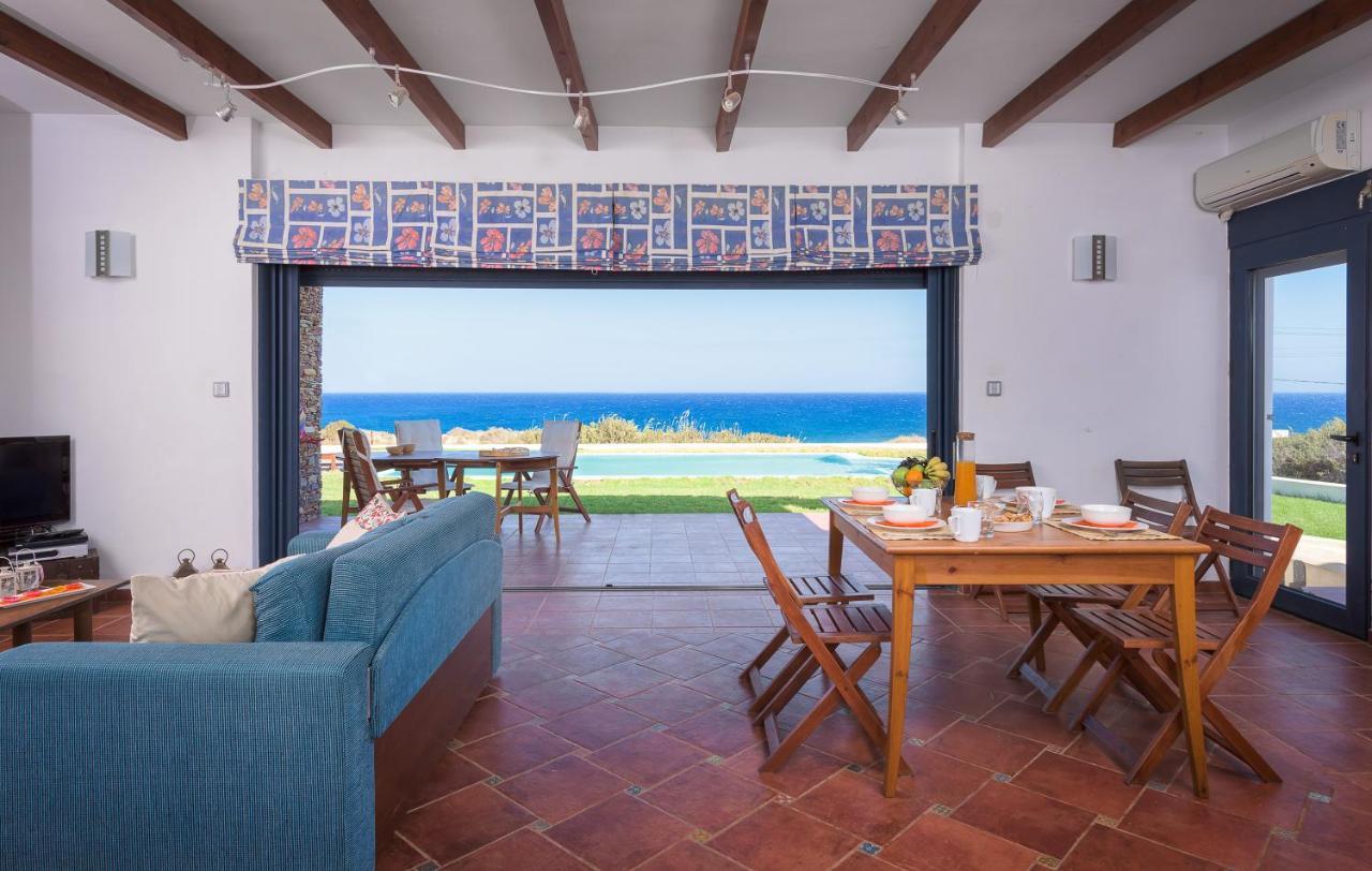Cristelia Seafront & Pool Villa 拉卡尼亚 外观 照片