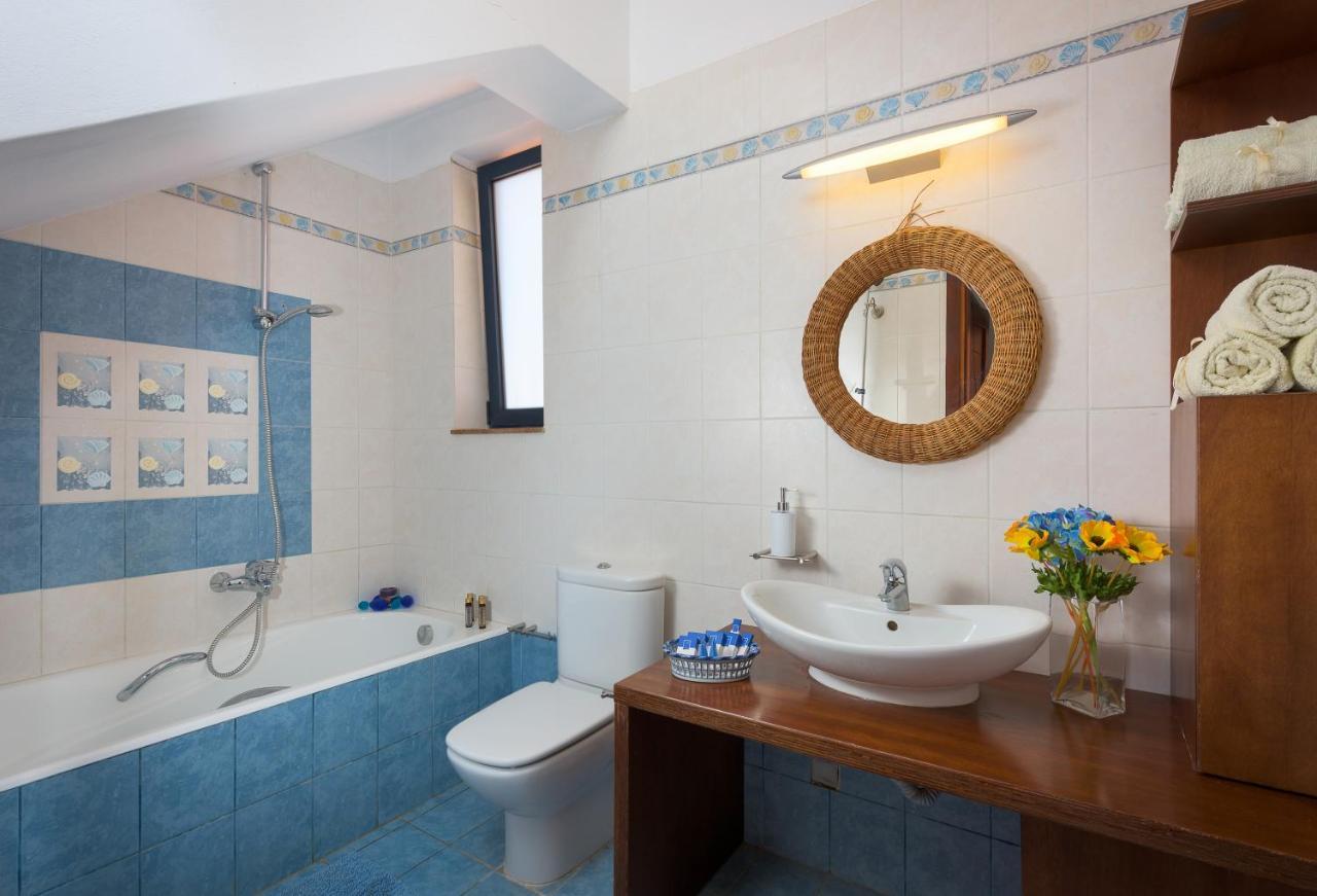 Cristelia Seafront & Pool Villa 拉卡尼亚 外观 照片